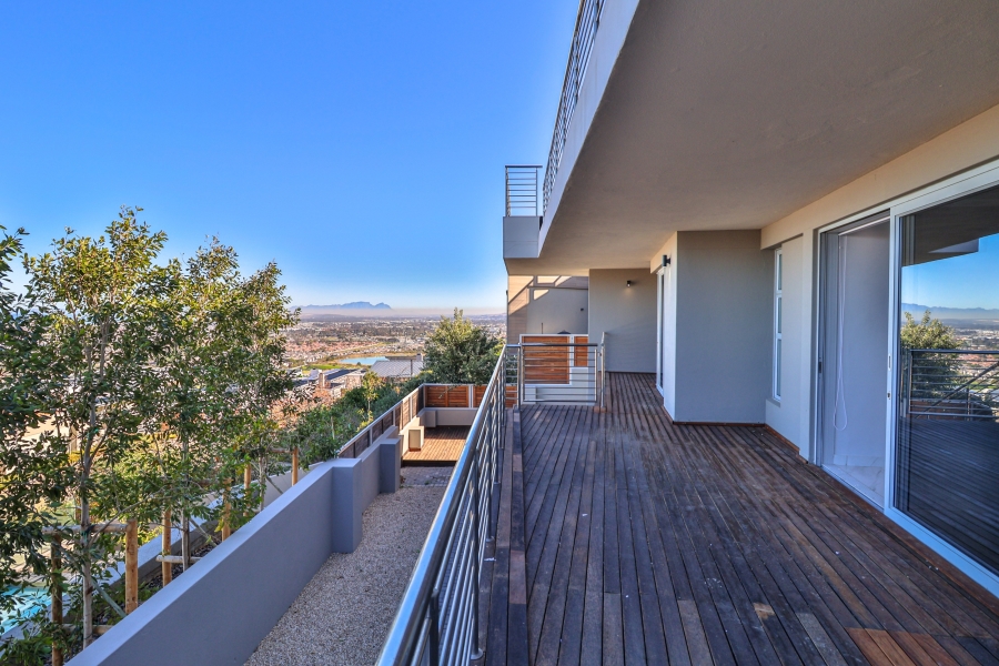 To Let 5 Bedroom Property for Rent in Fairhaven Country Estate Western Cape